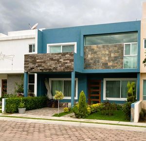 Vencindario Seguro Casa en Venta en Fracc. Campestre San Juan Bugambilias