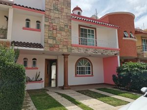 Casa Colonial en Fracc. Privado