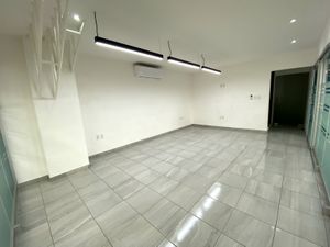 Bodega de Almacenamiento 2,200m2