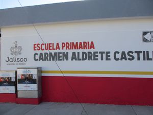 frente escuela primaria carmen aldrete