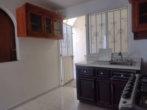 Se renta casa en Santa Úrsula Zimatepec, Tlax.