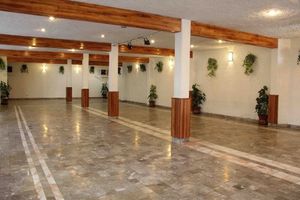 LOCAL COMERCIAL EN RENTA EN ZAPOPAN CERCA UNIVA Y PLAZA DEL SOL