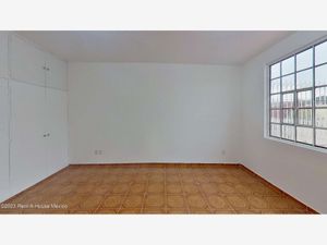 Casa en Venta en Luisa Isabel Campos de Jiménez Cantú Metepec