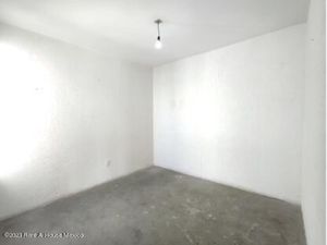 Departamento en Venta en Arbolada los Sauces Zumpango