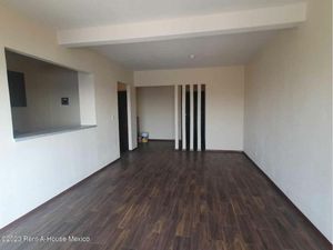 Departamento en Venta en Residencial Lago Esmeralda Atizapán de Zaragoza