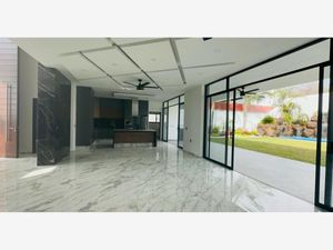 Casa en Venta en Lomas de Cocoyoc Atlatlahucan