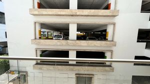 Se Vende Local en Centro Comercial Sonata Plaza Jazz 125m2 Piso 1  medio baño