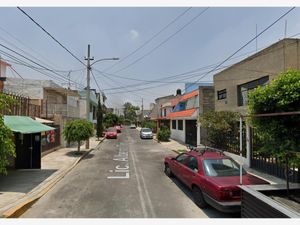 Casa en Venta en Constitucion de 1917 Iztapalapa