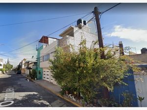 Casa en Venta en La Perla Nezahualcóyotl