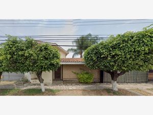 Casa en Venta en Burgos Temixco