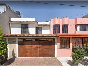 Casa en Venta en Constitucion de 1917 Iztapalapa