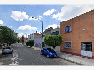 Casa en Venta en Industrial Gustavo A. Madero