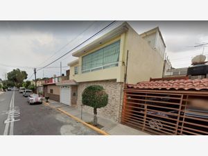 Casa en Venta en Valle de Santa Mónica Tlalnepantla de Baz