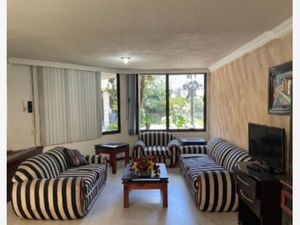 Casa en Venta en Lomas de Tecamachalco Naucalpan de Juárez