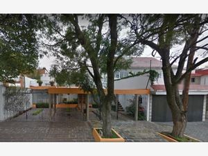 Casa en Venta en Lomas de Tecamachalco Naucalpan de Juárez