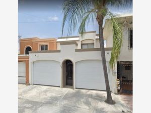 Casa en Venta en Contry Monterrey