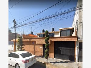 Casa en Venta en Bosques de Aragon Nezahualcóyotl