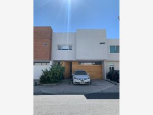 Casa en Renta en Hacienda Juriquilla Santa Fe Querétaro