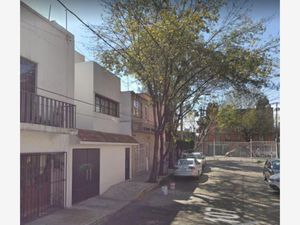 Casa en Venta en Heroes de Churubusco Iztapalapa