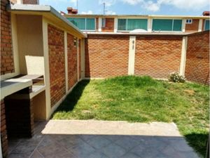 Casa en Venta en La Antigua Metepec