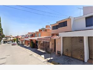 Casa en Venta en Jardines de Satelite Naucalpan de Juárez