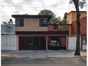 Casa en Venta en Culhuacán CTM Sección X-A Coyoacán