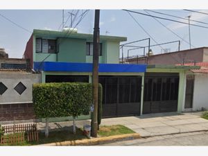 Casa en Venta en Paseo de Santa Maria Cuautitlán