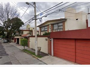 Casa en Venta en Jardines de San Mateo Naucalpan de Juárez