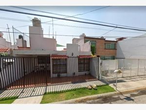 Casa en Venta en Hacienda de Echegaray Naucalpan de Juárez