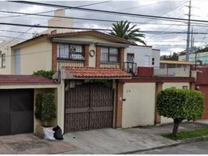 Casa en Venta en Jardines de San Mateo Naucalpan de Juárez