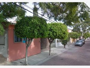 Casa en Venta en Arboledas Querétaro