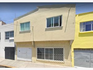 Casa en Venta en Escuadron 201 Iztapalapa