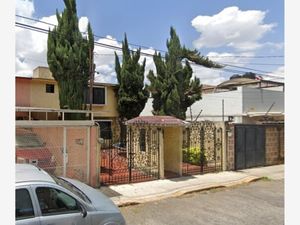 Casa en Venta en Viveros de la Loma Tlalnepantla de Baz