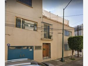 Casa en Venta en Credito Constructor Benito Juárez