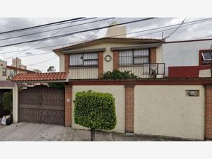 Casa en Venta en Jardines de San Mateo Naucalpan de Juárez