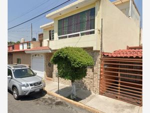 Casa en Venta en Valle de Santa Mónica Tlalnepantla de Baz