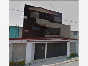 Casa en Venta en La Providencia Metepec