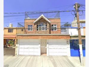 Casa en Venta en Ciudad Azteca Sección Poniente Ecatepec de Morelos