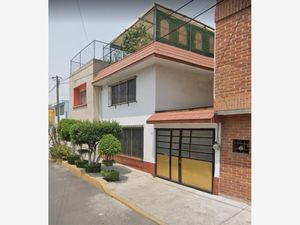 Casa en Venta en Constitucion de 1917 Iztapalapa