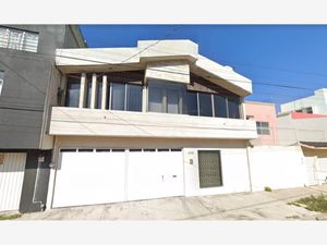 Casa en Venta en Jardines de San Manuel Puebla