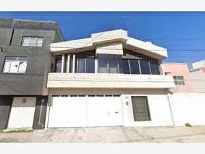 Casa en Venta en Jardines de San Manuel Puebla