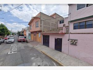 Casa en Venta en Benito Juárez (La Aurora) Nezahualcóyotl