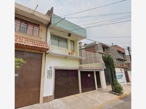 Casa en Venta en Pedregal de Santo Domingo Coyoacán