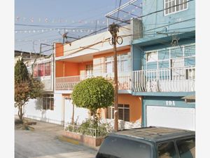 Casa en Venta en Metropolitana Tercera Sección Nezahualcóyotl