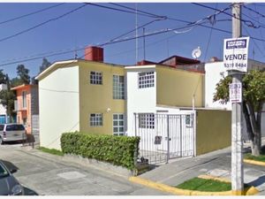 Casa en Venta en Ciudad Satelite Naucalpan de Juárez