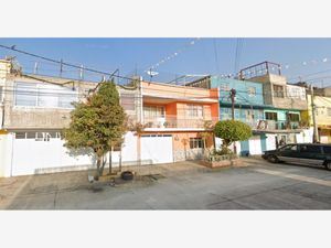 Casa en Venta en Metropolitana Tercera Sección Nezahualcóyotl