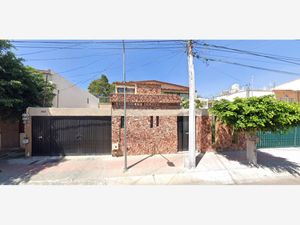 Casa en Venta en Jardines de Queretaro Querétaro