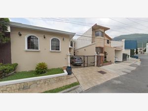 Casa en Venta en Las Torres Monterrey