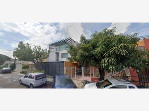 Casa en Venta en Jardines Alcalde Guadalajara