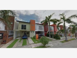 Casa en Venta en Residencial Fluvial Vallarta Puerto Vallarta